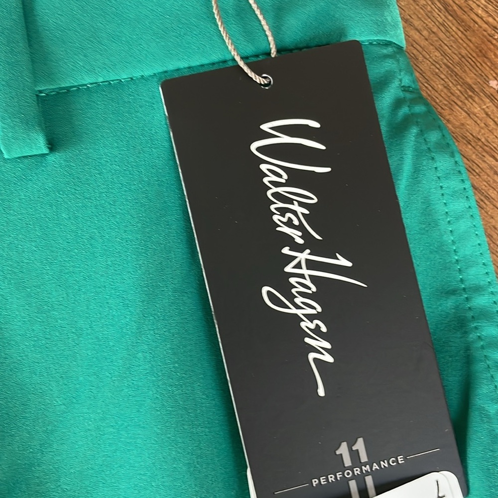 Men’s Walter Hagen easy waist green shorts - Picture 2 of 10
